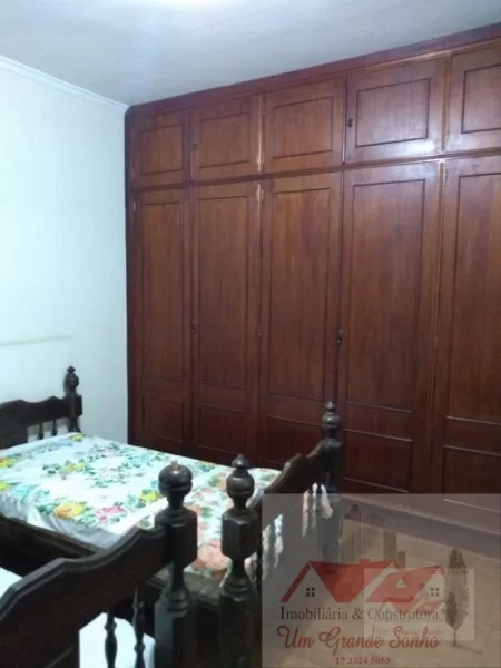 Casa à Venda - Bairro América