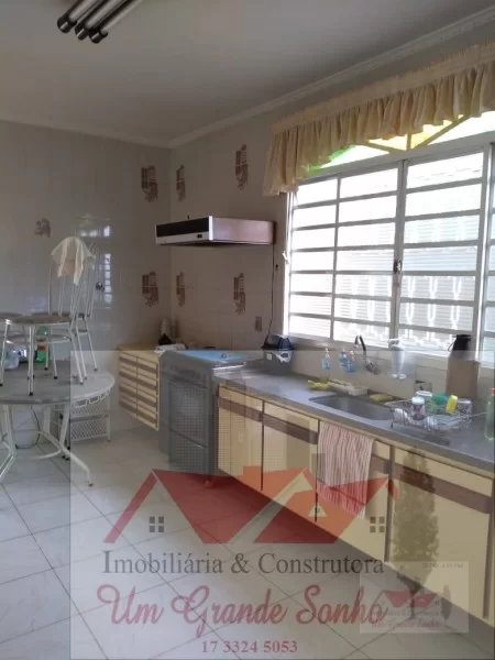 Casa à Venda - Bairro América